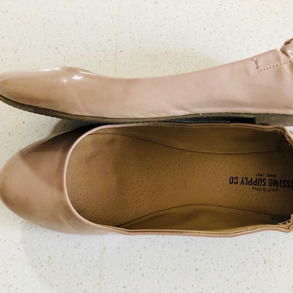 Mossimo shiny beige ballet flats size 7 - Picture 4 of 5